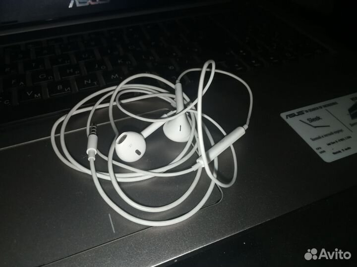 Наушники earpods apple