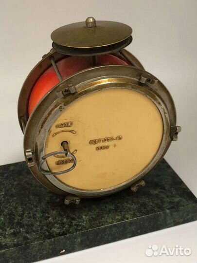 Настольные часы 