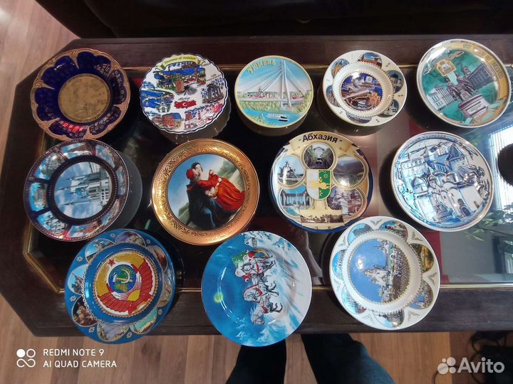 Тарелка декоративная. Маленькие9 средние16 большие