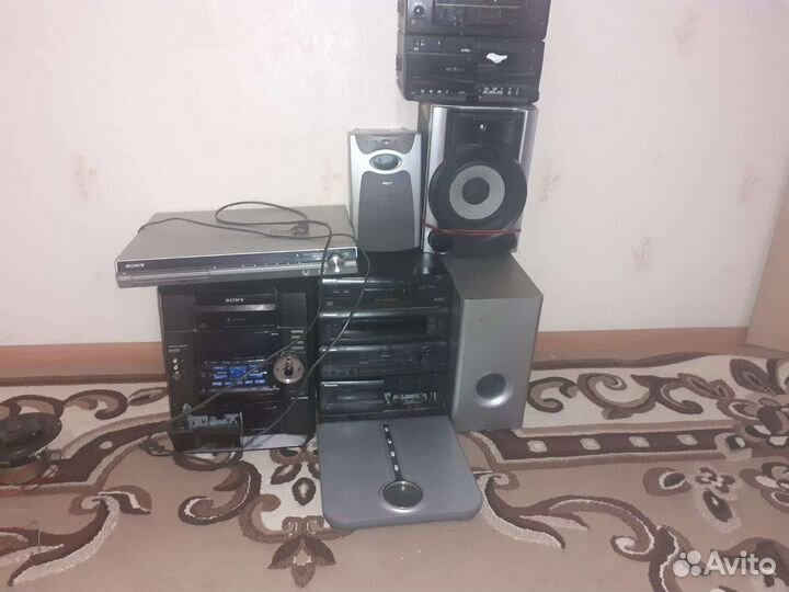 Музыкальный центр sony