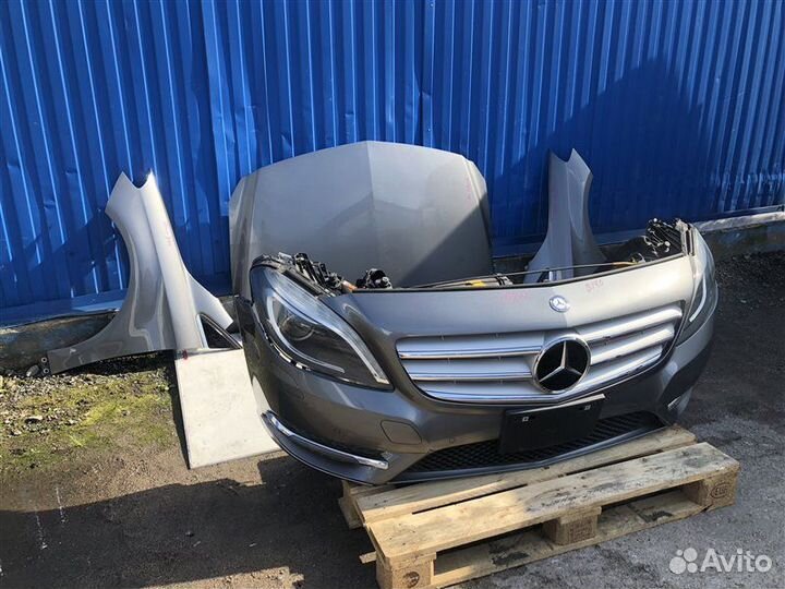 Nose cut Mercedes Benz B-Class