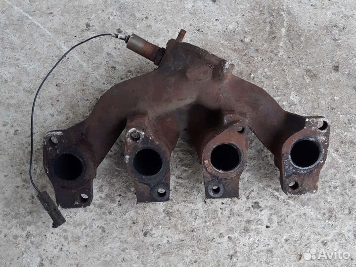 Коллектор выпускной 90209995 Opel Vectra A