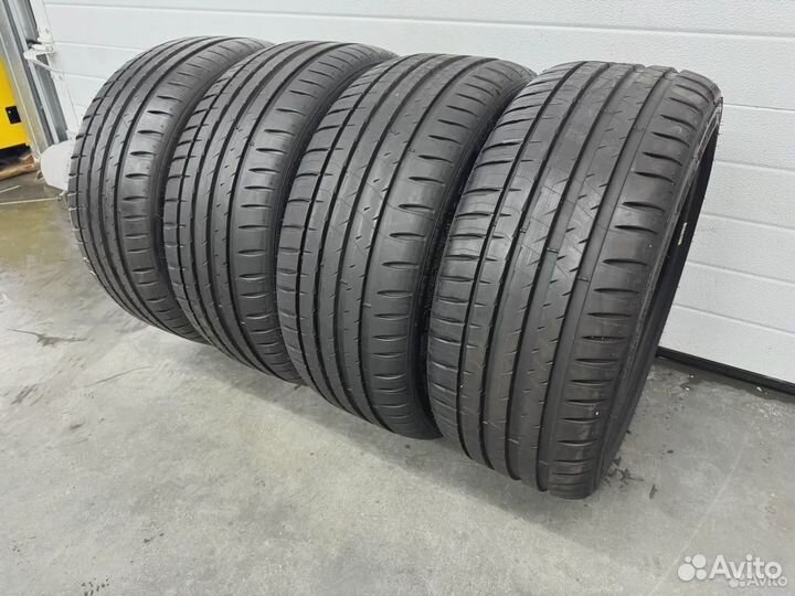 Michelin Pilot Sport 4 265/45 R20 и 295/40 R20 110Y