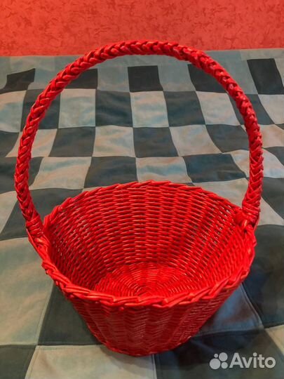 Плетеные корзинки прочные