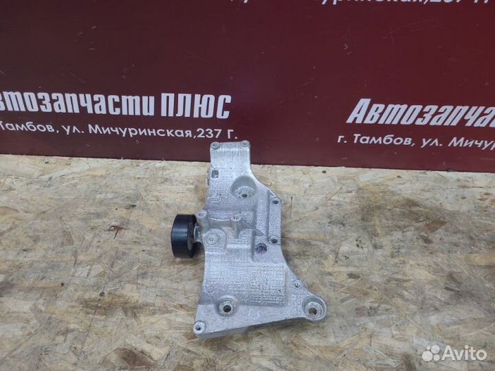 Кронштейн генератора LADA Vesta