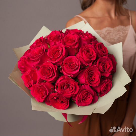 Букет 25 красных роз