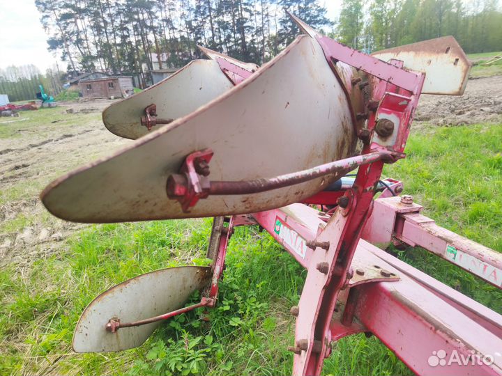 Плуг Unia VIS on-land 7+1, 2008