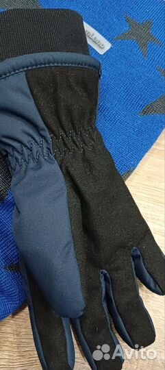 Шапка и краги reima