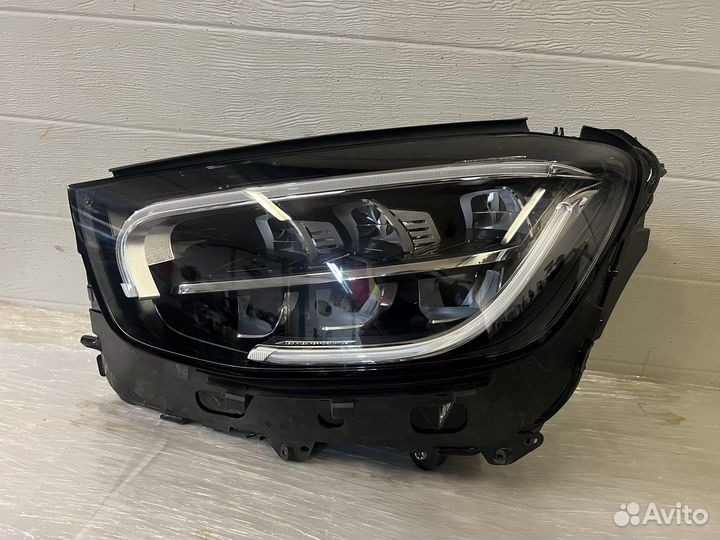 Фара передняя левая Mercedes GLC X253 W253