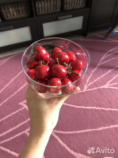 Вишня декор