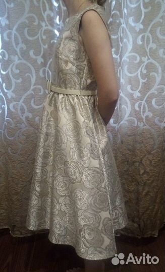 Продам платье