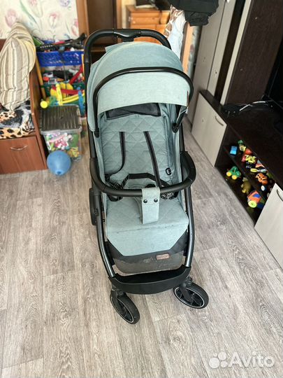 Прогулочная коляска indigo