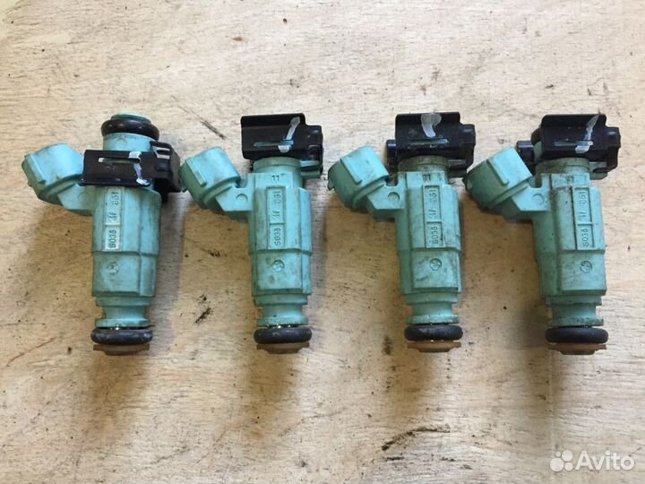 Форсунка топливная Kia Rio 4 Hyundai Solaris 2