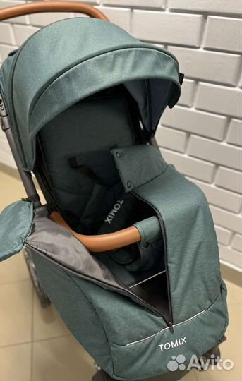 Прогулочная коляска Tomix dark green новые