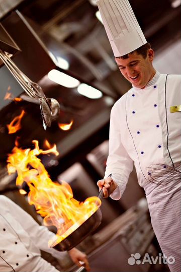 Мангальщик шашлычник