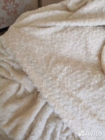 Покрывало на 1.5 м. кровать