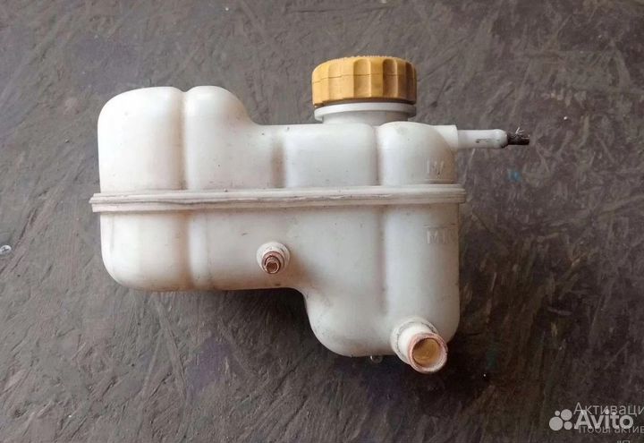 Расширительный бачок lacetti F16D3 2008