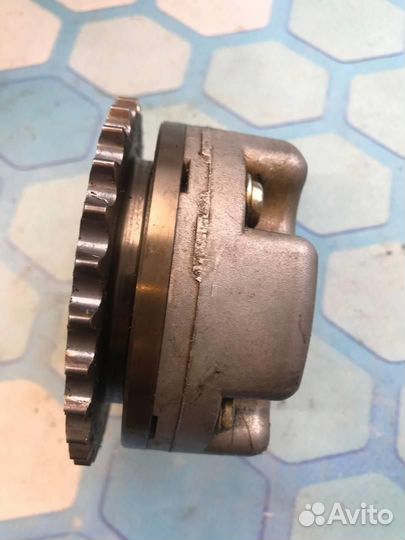 Регулятор фаз газораспределения 06e109083m