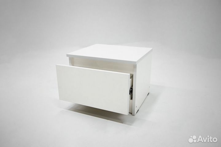 Тумба прикроватная белая