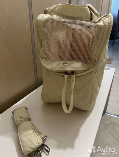 Переноска для кошек и мелких собак