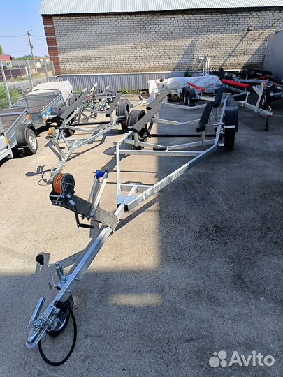 Лодочный прицеп самосвал