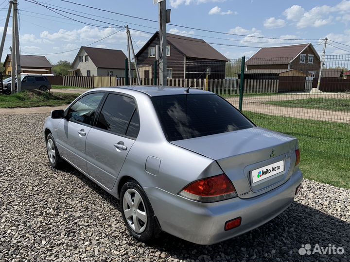 Mitsubishi Lancer 1.6 МТ, 2004, 274 000 км