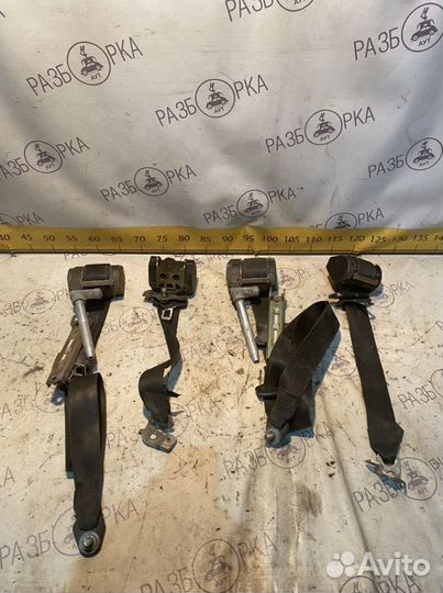 Ремень безопасности Mercedes-Benz C-Class