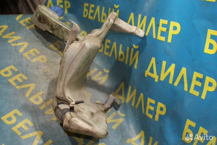 Бочок омывателя Volkswagen Passat B5+