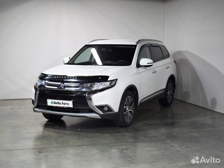 Mitsubishi Outlander 2.4 CVT, 2017, 165 000 км