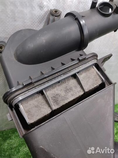 Корпус воздушного фильтра Lexus GS300 (S160) 2001