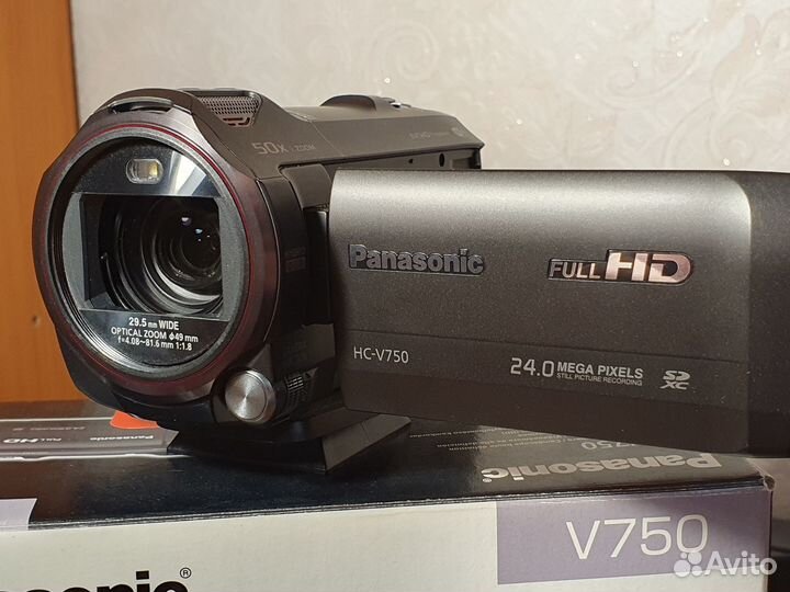 Panasonic hc v750