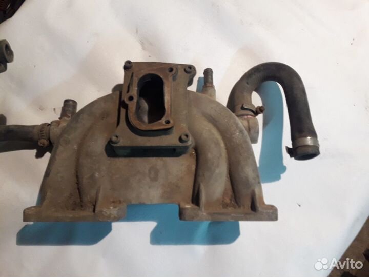 Впускной и выпускной коллектор для шкоды фелиции