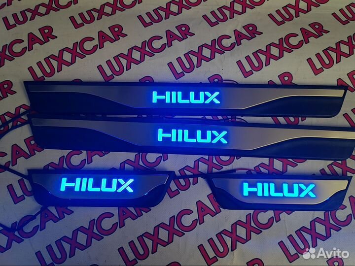 Накладки на пороги с подсветкой (LED) Hilux 15-23г