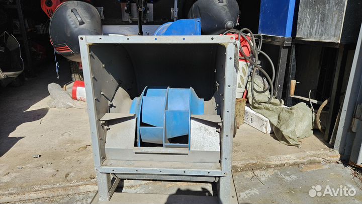 Вытяжка улитка