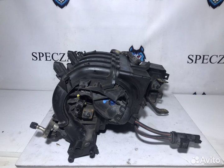 Впускной коллектор Opel Astra H Z16XER 2004-2015