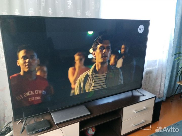 Телевизор 75 дюймов