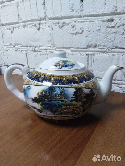 Чайник фарфор 