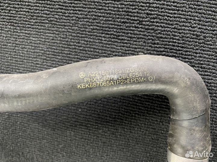 Патрубок шланг охлаждения Mercedes Benz оригинал