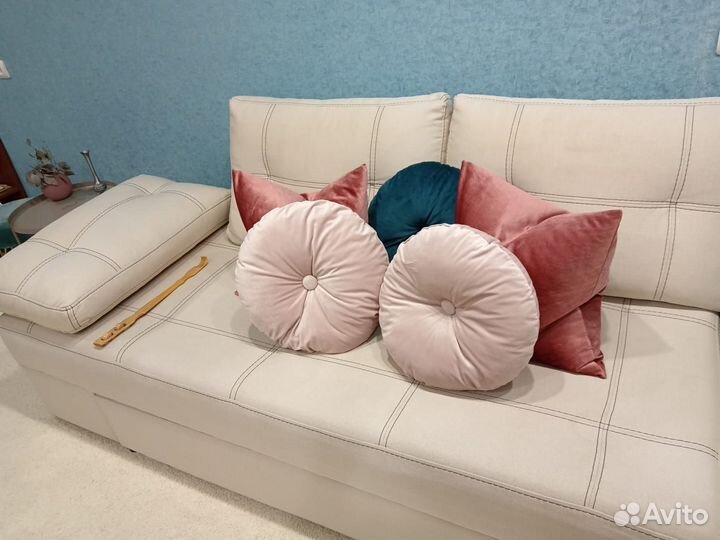 Перетяжка мягкой мебели на дому и с вывозом