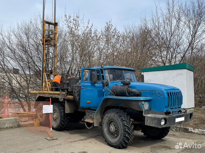 Бурильщик, буровик, буровой мастер