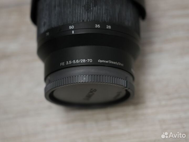 Sony FE 28-70 F/3.5-5.6 OSS