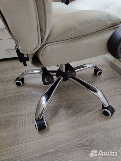 Компьютерное кресло