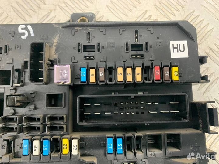 Б/У блок предохранителей Opel Astra H Gtc L08