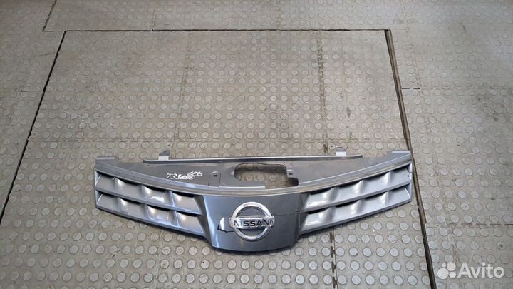 Решетка радиатора Nissan Note E11, 2007
