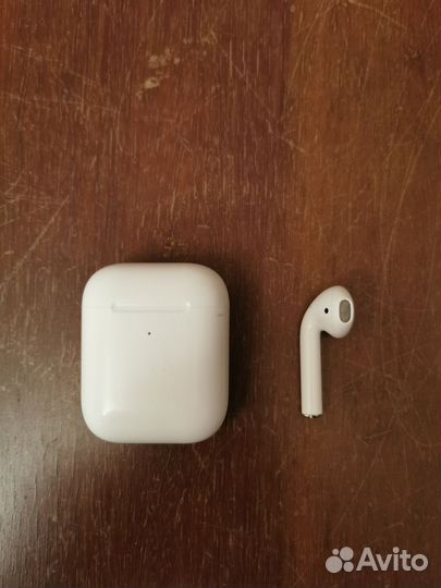 Наушники earpods правый и кейс