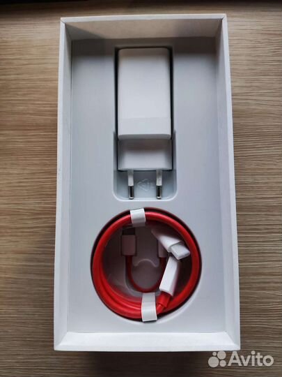 One plus 6t 8/128