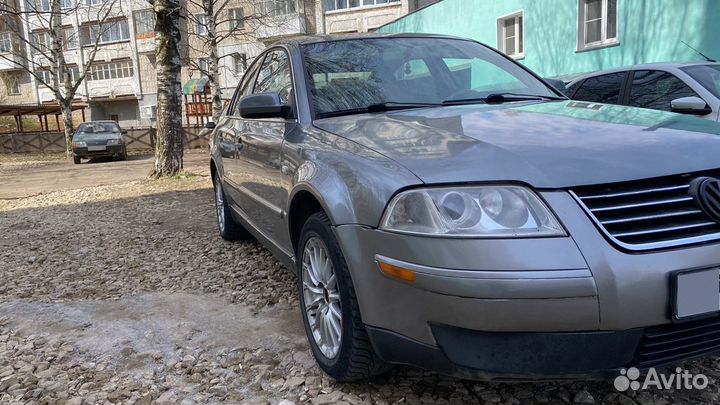 Volkswagen Passat 1.8 AT, 2002, 200 000 км