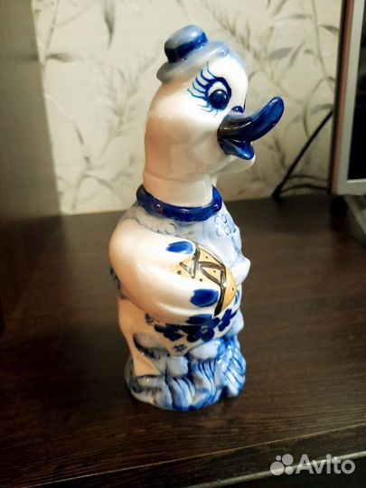 Фарфоровые статуэтки гжель