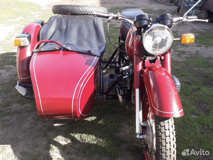 Мотоцикл Днепр-мт 10