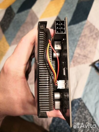 Видеокарта Gigabyte Radeon HD 6850 1Gb